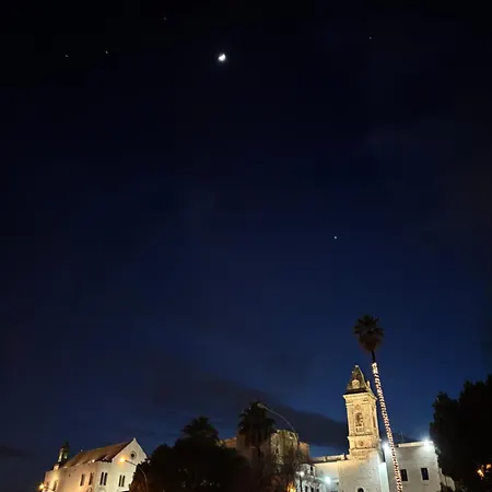 N & C Noemi & Costa 度假居 *