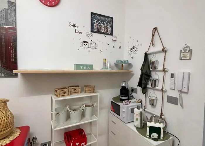 N & C Noemi & Costa Holiday home Bari